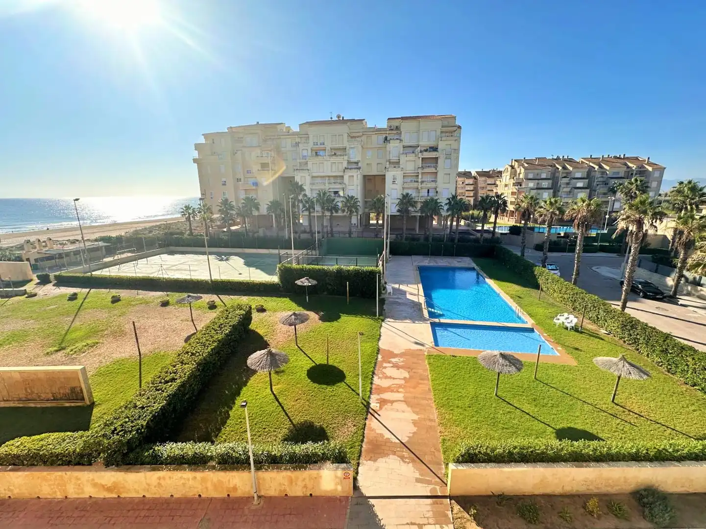 Vista exterior de Apartament de lloguer en Valencia amb Calefacció, Jardí privat i Terrassa