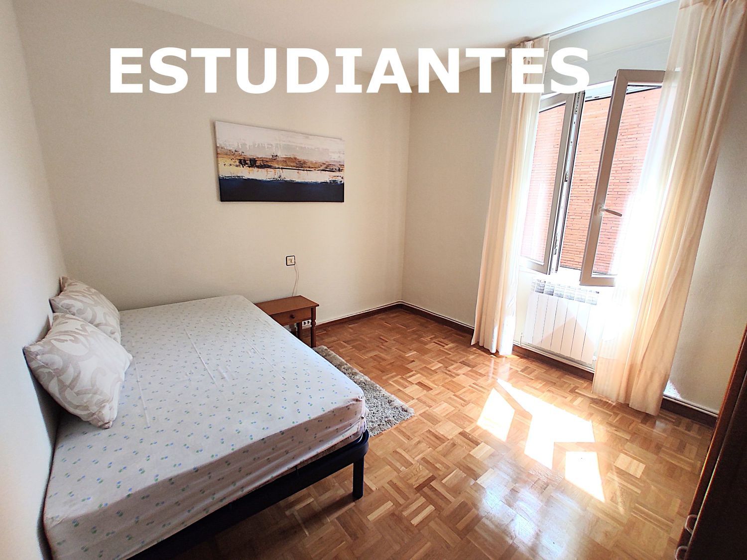 Dormitori de Pis de lloguer en Vitoria - Gasteiz amb Calefacció, Parquet i Moblat