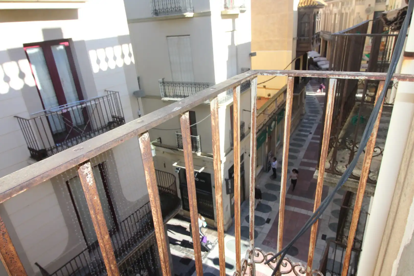 Exterior view of Houses for sale in Figueres  with Heating