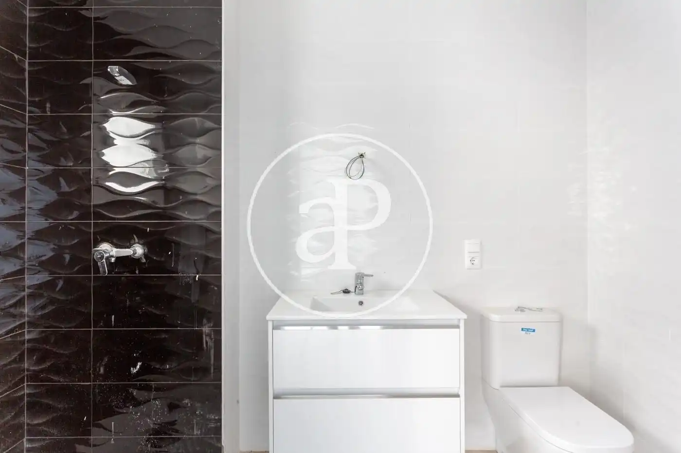 Baño de Piso en venta en Xeraco con Aire acondicionado, Jardín privado y Balcón