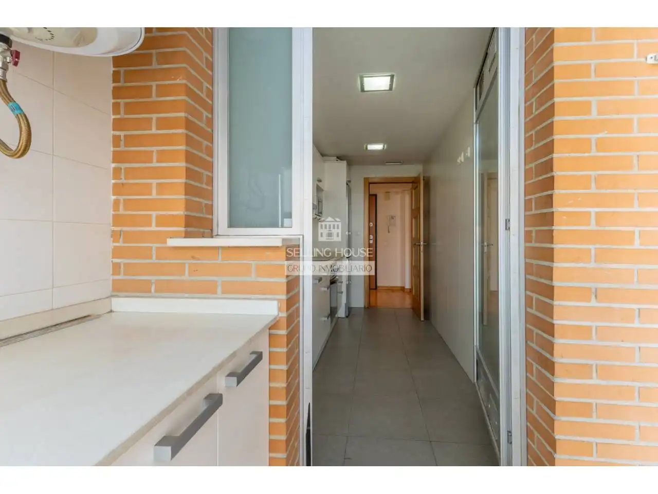 Wohnung zum Verkauf in Valencia mit Klimaanlage, Heizung und Parkett
