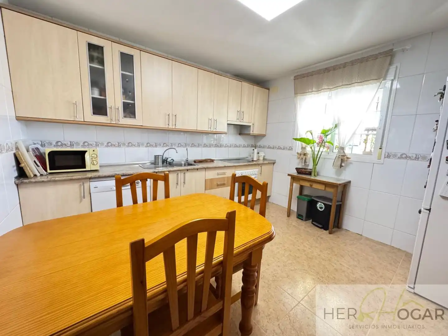 Cocina de Casa o chalet en venta en Burguillos de Toledo con Aire acondicionado, Calefacción y Jardín privado
