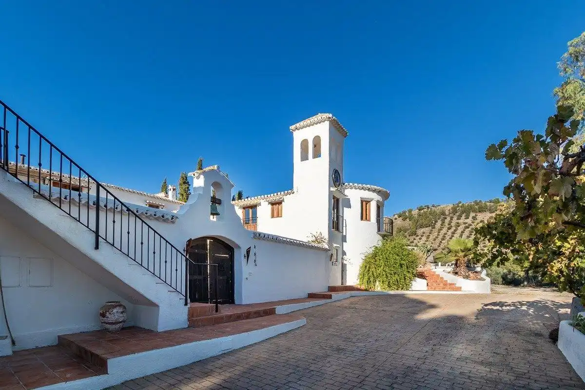 Vista exterior de Casa o chalet en venta en Alcaudete con Aire acondicionado, Calefacción y Jardín privado