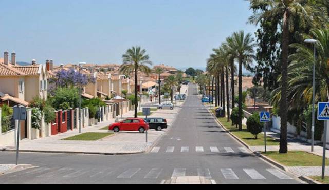 Casa adosada en Venta en Paraíso Arenal - La Colina