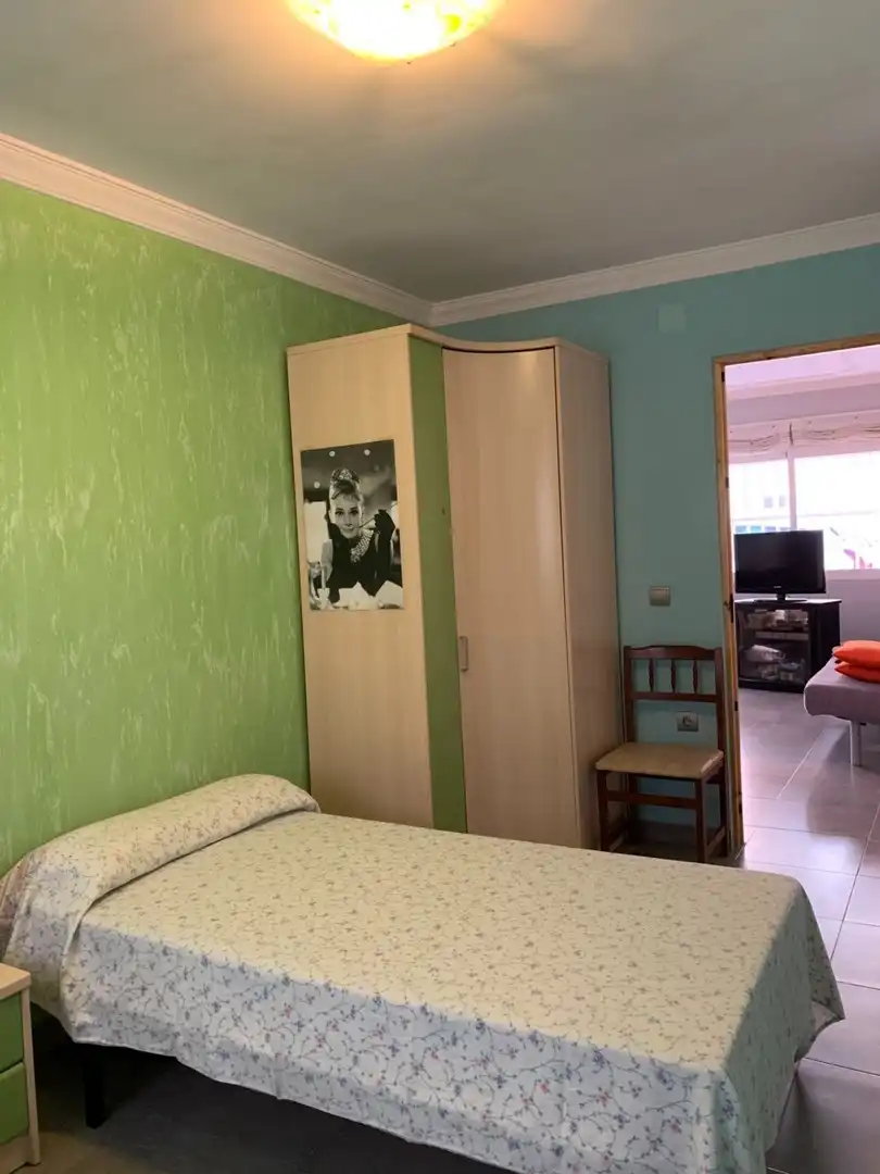 Schlafzimmer von Erdgeschoss zum Verkauf in Valencia mit Terrasse, Abstellraum und Möbliert