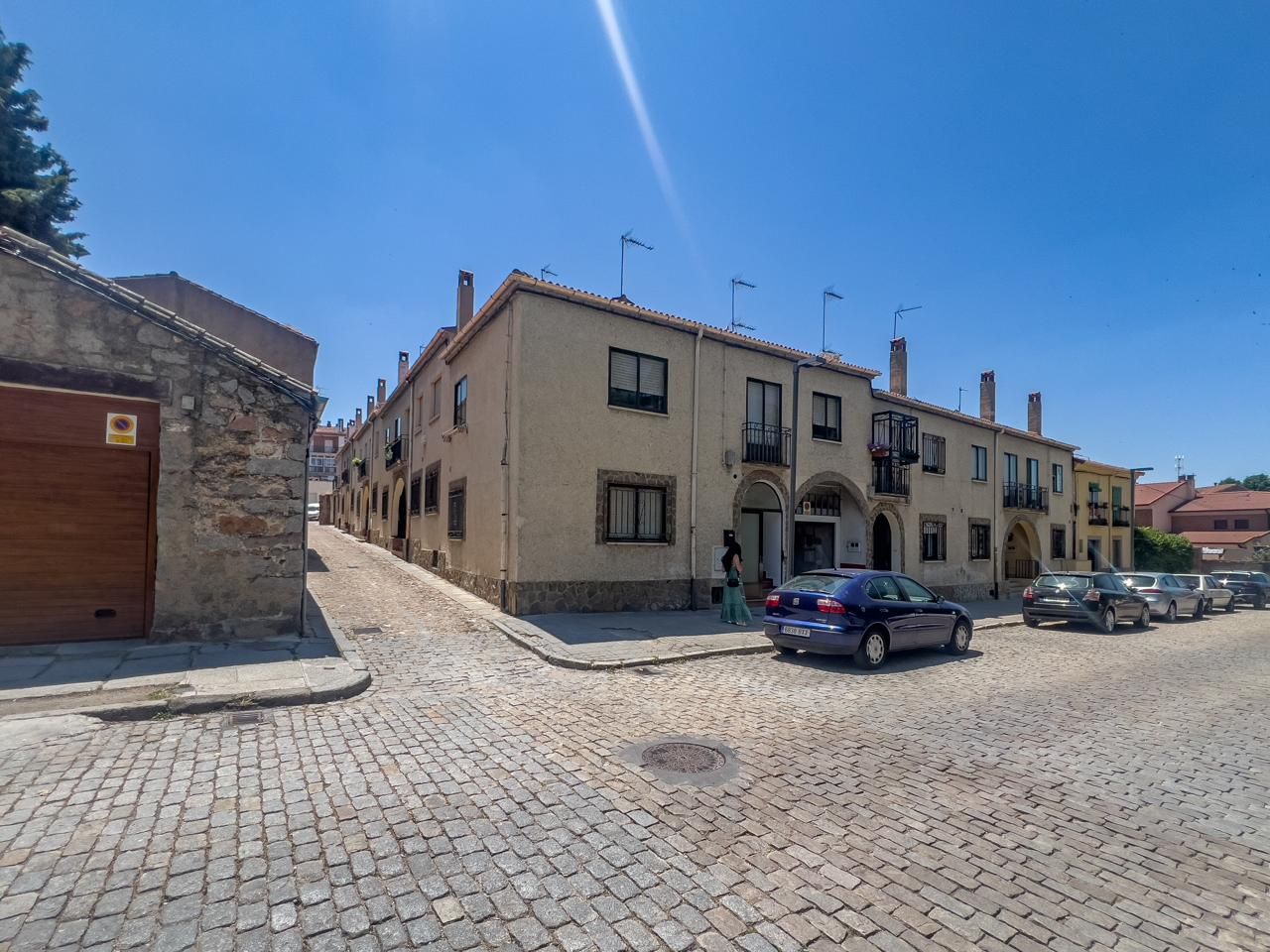Vista exterior de Casa o chalet en venta en Ávila Capital con Calefacción
