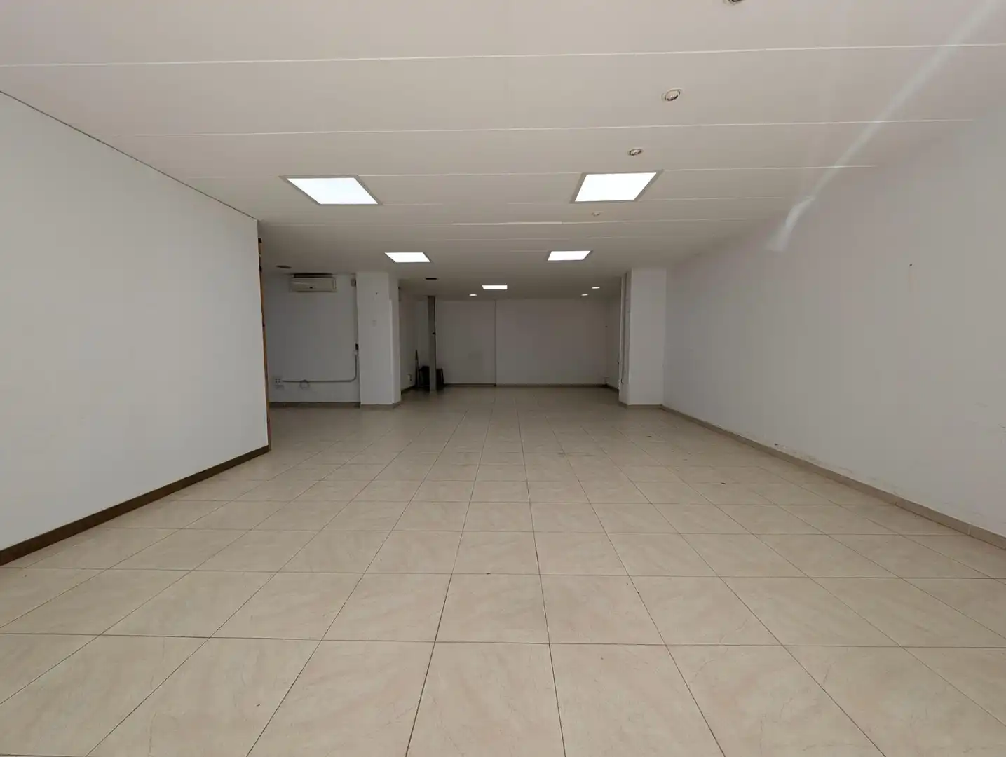 Gewerbefläche zur Miete in Carrer CRISTOFOR COLOM, imagen 6