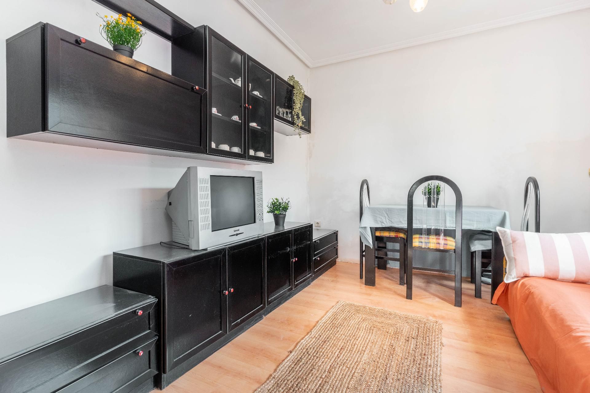 Living room of Flat for sale in Aller  with Private garden and Terrace