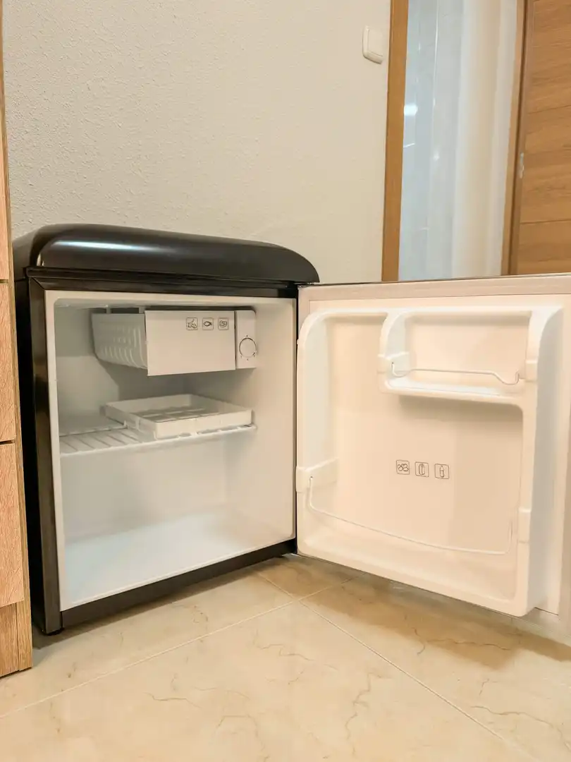 Habitación en Reina Victoria - Miguel Hernández