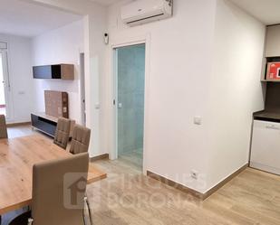 Flat to rent in Carrer de la Reina Maria Cristina, Eixample