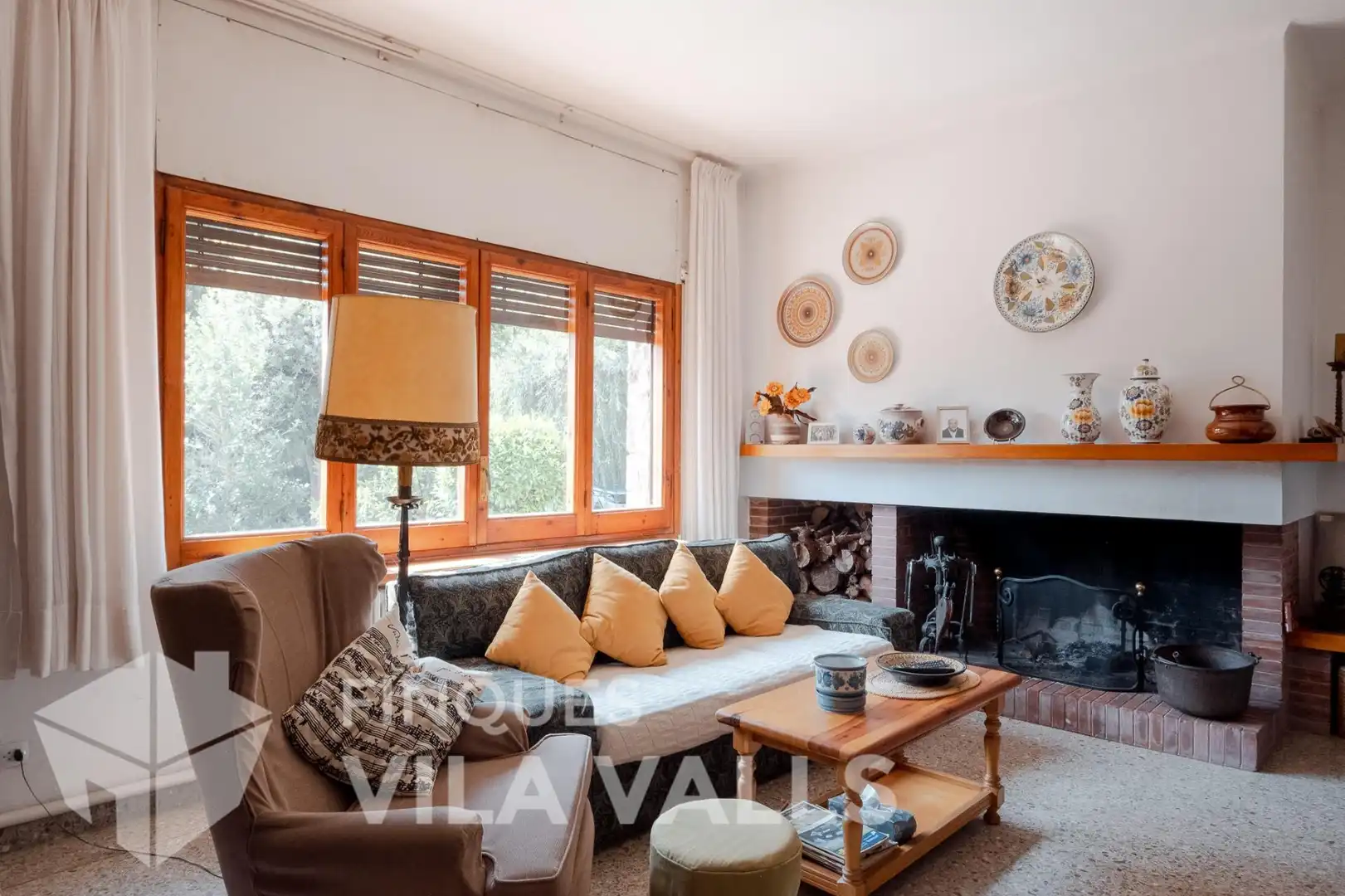 Sala d'estar de Casa o xalet en venda en Sant Quirze Safaja amb Jardí privat