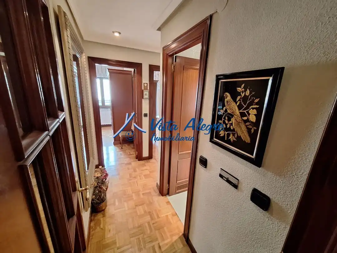 Piso en venta en Haro con Calefacción, Terraza y Trastero