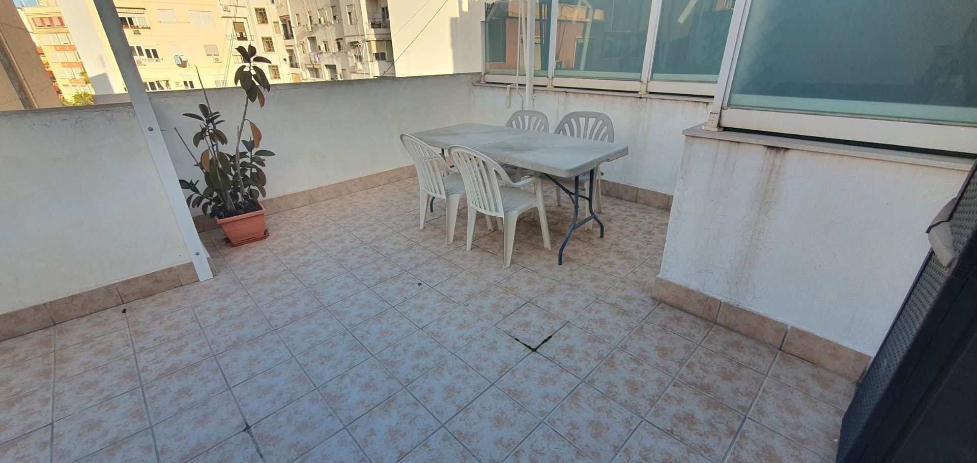 Terrace of Attic to rent in  Valencia Capital  with Air Conditioner, Terrace and Furnished