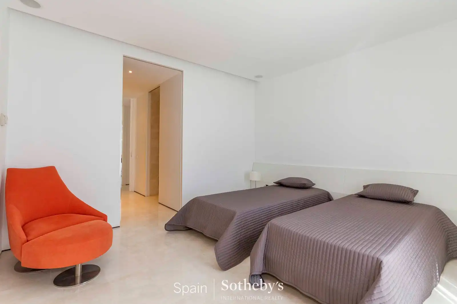 Habitación de Casa o chalet en venta en Madrid con Aire acondicionado, Calefacción y Jardín privado