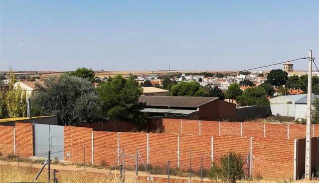 Terreno residencial en Venta en Calle Eras en Villatobas