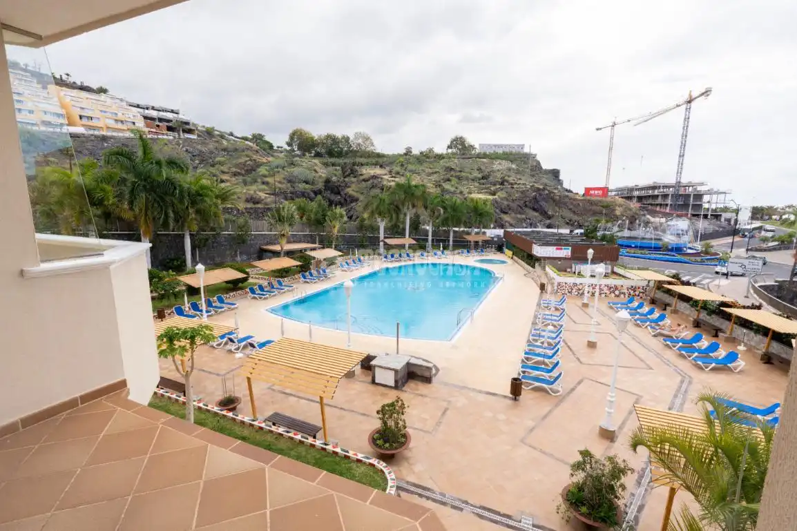 Piscina de Piso en venta en Santiago del Teide con Balcón y Piscina comunitaria