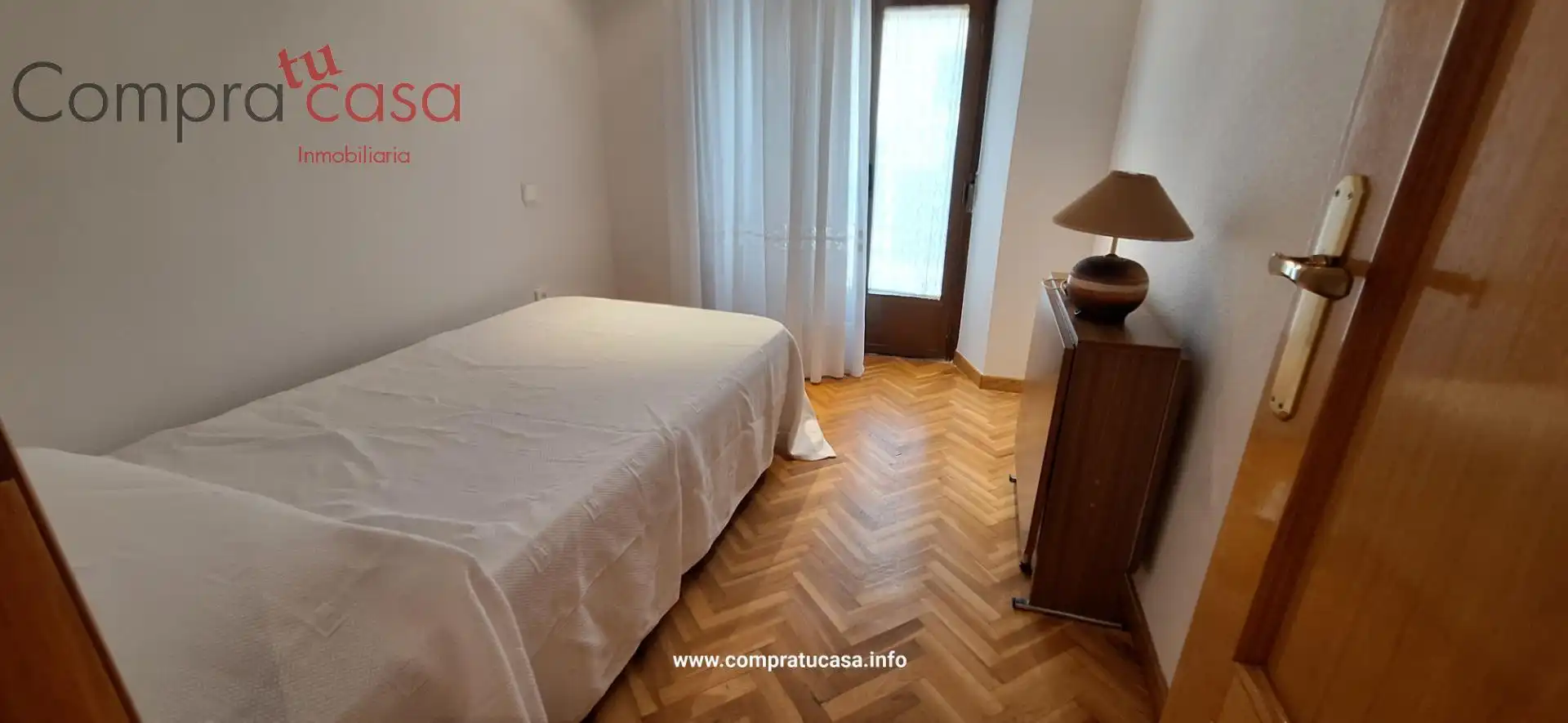 Schlafzimmer von Wohnung zur Miete in Trescasas mit Heizung, Parkett und Möbliert