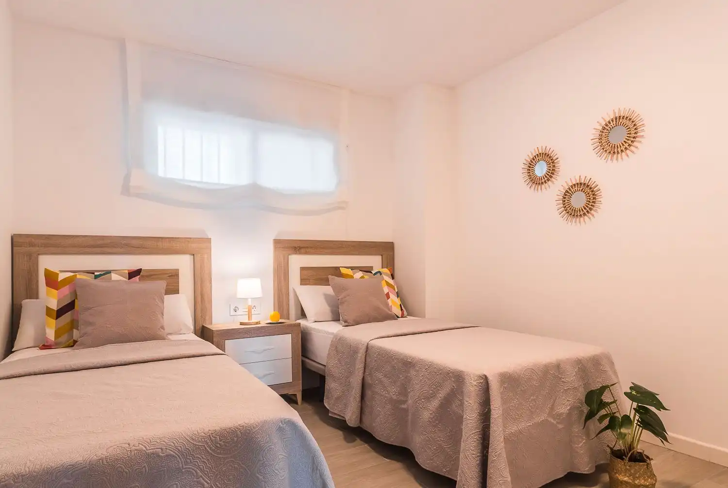 Bedroom of Apartments for rent in Almuñécar  with Air Conditioner, Heating and Terrace