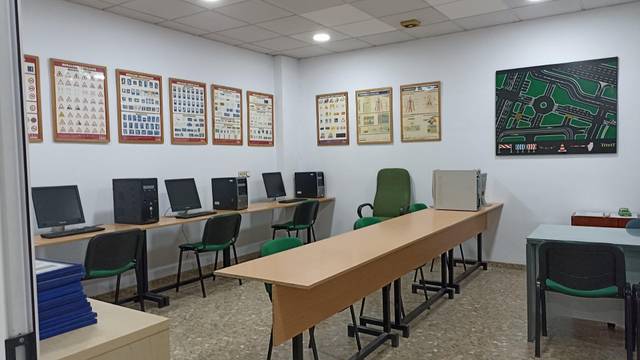 Local comercial en Venta en Fuensanta- Arcángel