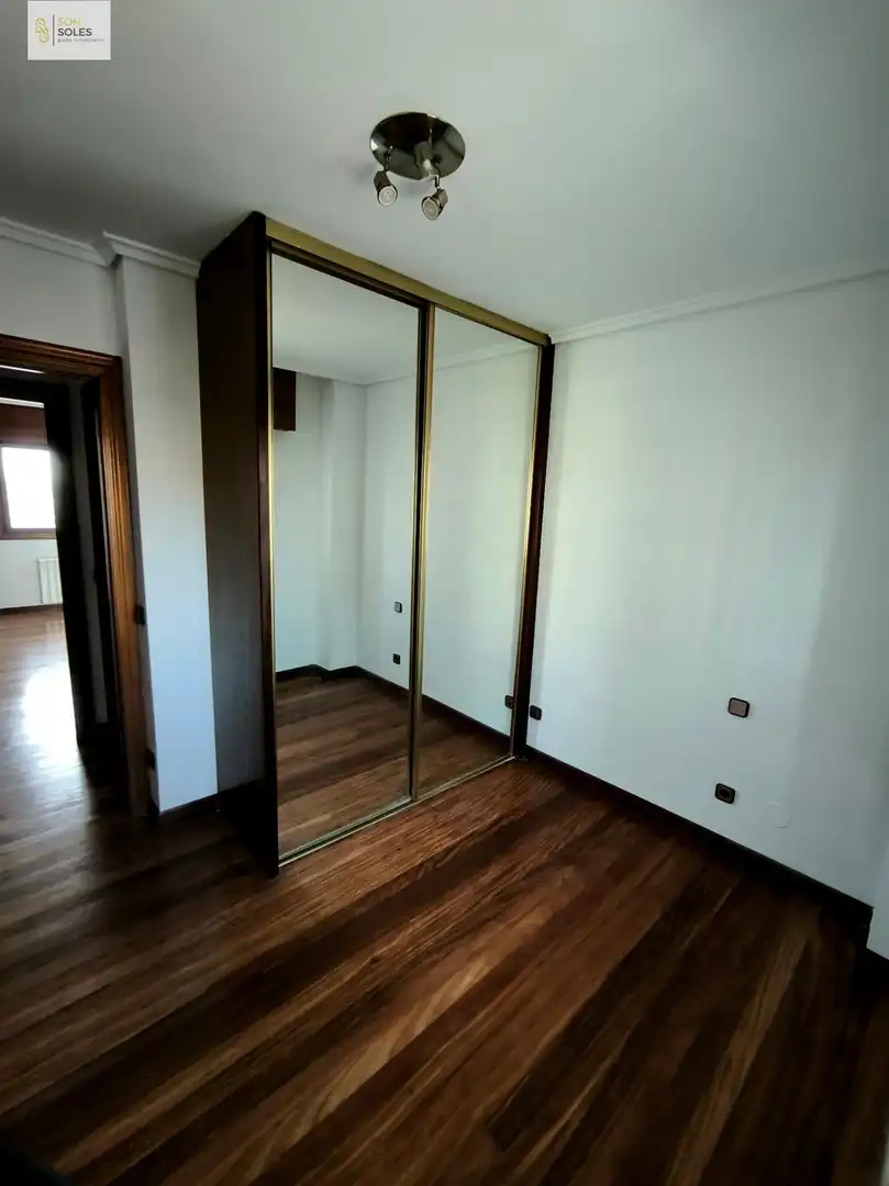 Bedroom of Flat for rent in Santander  with Heating, Parquet flooring and Terrace