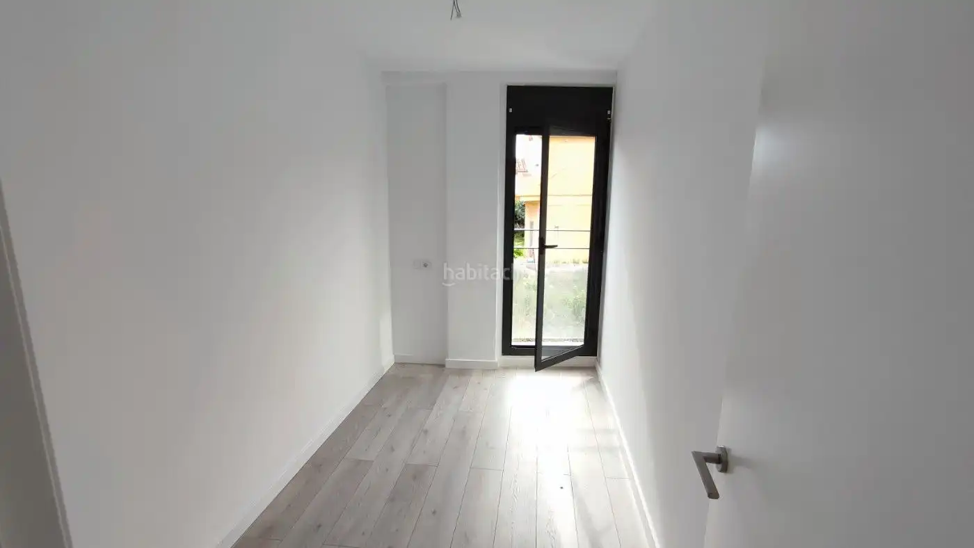 Piso con ascensor en alquiler en Carrer Llevant 16, imagen 12