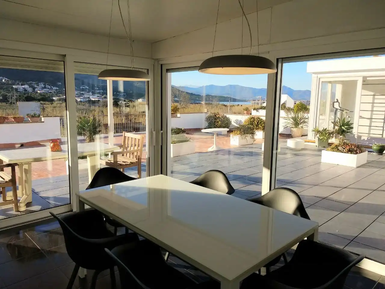 Comedor de Piso en venta en El Port de la Selva con Calefacción, Terraza y Trastero