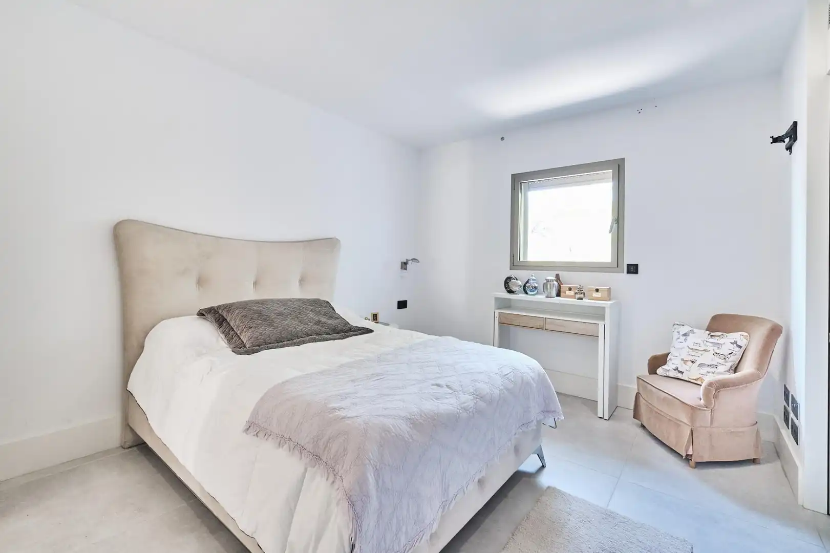 Habitación de Casa o chalet en venta en Barcelona con Piscina comunitaria