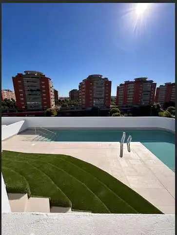 Pis amb piscina en venda a Bellavista - La Palmera