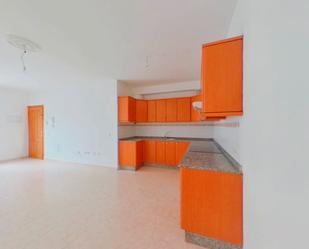 Cuina de Pis en venda en Arrecife amb Calefacció, Terrassa i Forn
