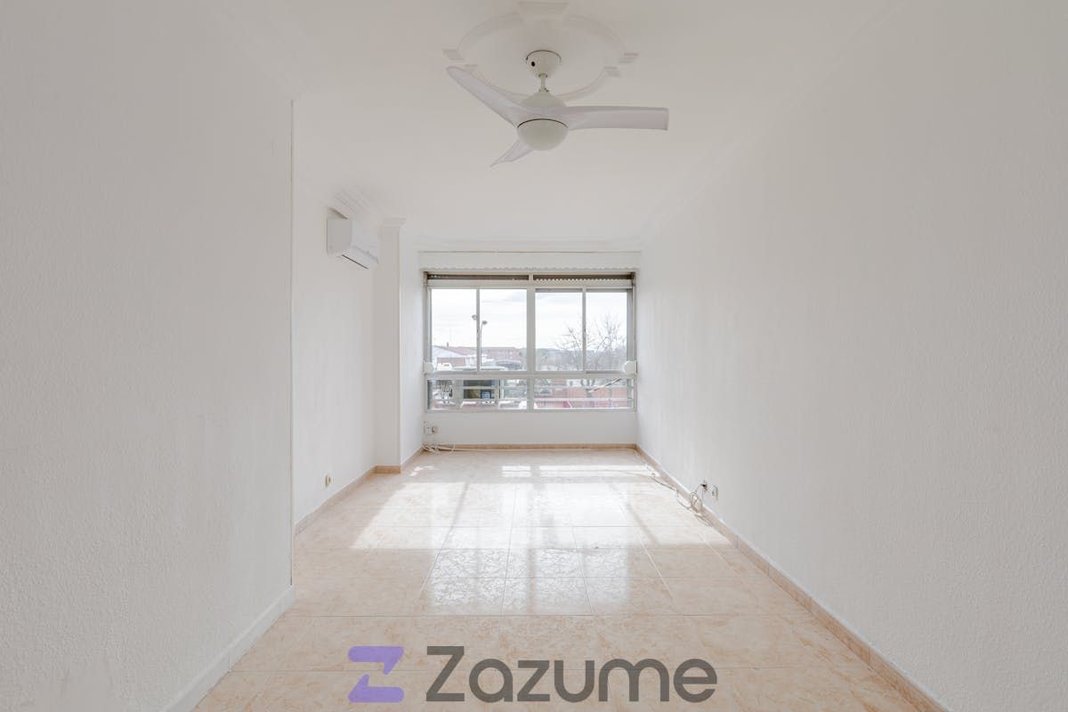 Flat to rent in Av. de los Ángeles, Juan de la Cierva