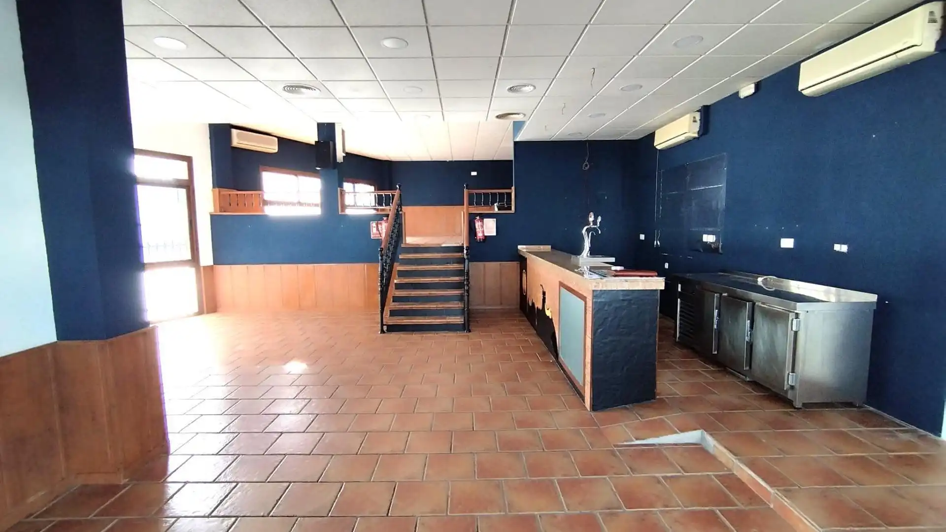 Local de alquiler en Burguillos con Aire acondicionado