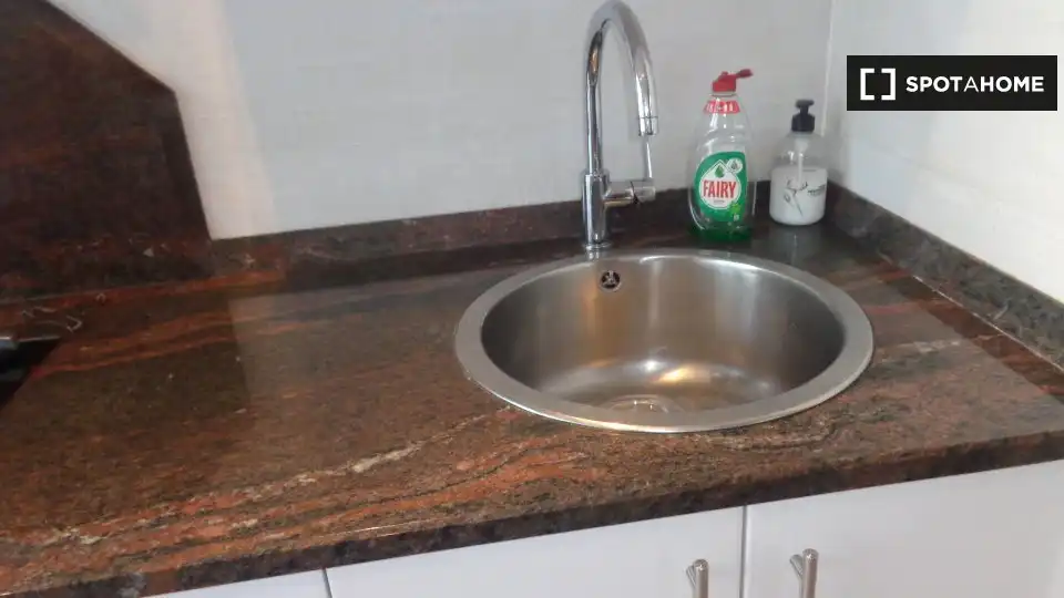 Cuina de Pis per a compartir en Santander amb Aire condicionat, Calefacció i Moblat