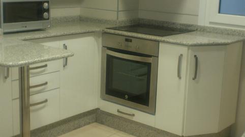 Foto 3 de Piso de alquiler en Rúa Médico Durán, Falperra - Santa Lucía, A Coruña Capital