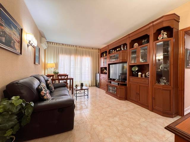 Piso en Venta en Carretera de Mena en Llefià