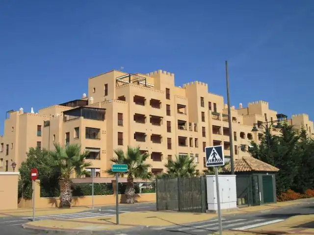 Vista exterior de Pis en venda en Ayamonte amb Terrassa i Piscina comunitària
