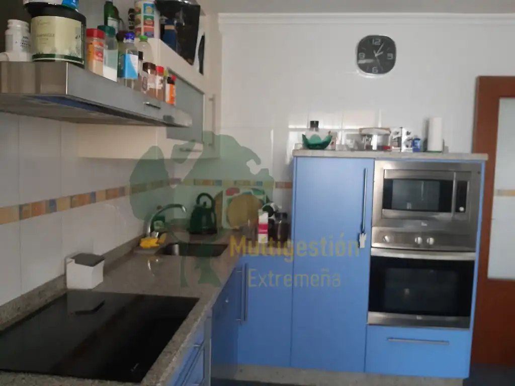 Küche von Einfamilien-Reihenhaus zur Miete in Cáceres