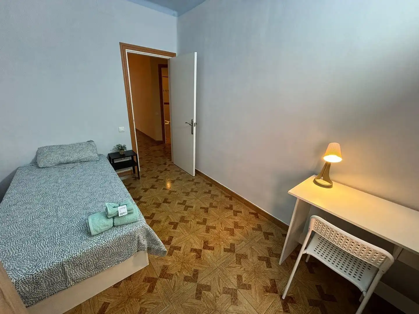 Bedroom of Flat for rent in Manresa  with Heating, Furnished and Balcony