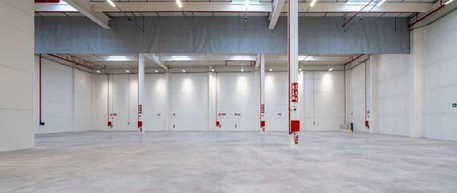 Nave industrial en Alquiler en Centre