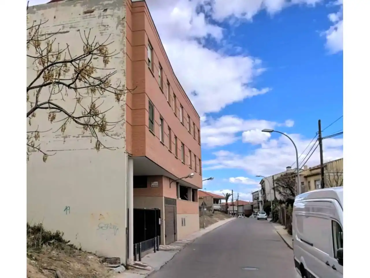 Vista exterior de Apartament en venda en Cedillo del Condado amb Calefacció i Traster