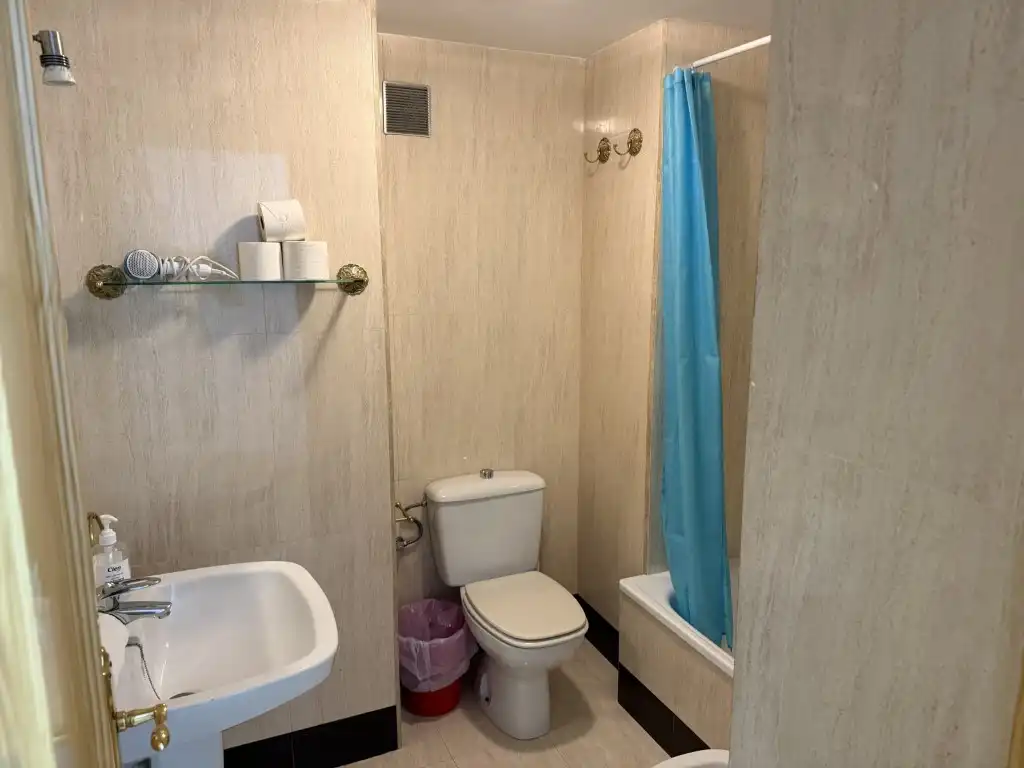 Badezimmer von Wohnungen zur Miete in Sierra Nevada