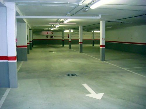 Parking of Garage to rent in Torrent