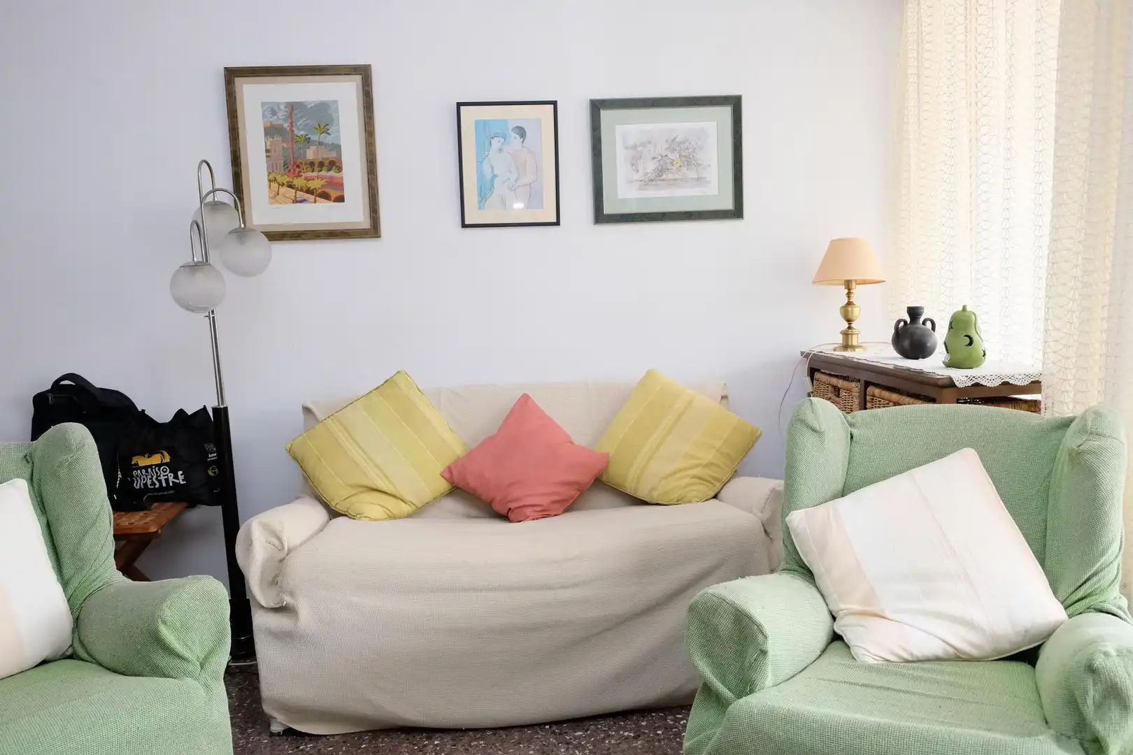 Sala de estar de Apartamento de alquiler en Caldes d'Estrac con Calefacción, Jardín privado y Terraza