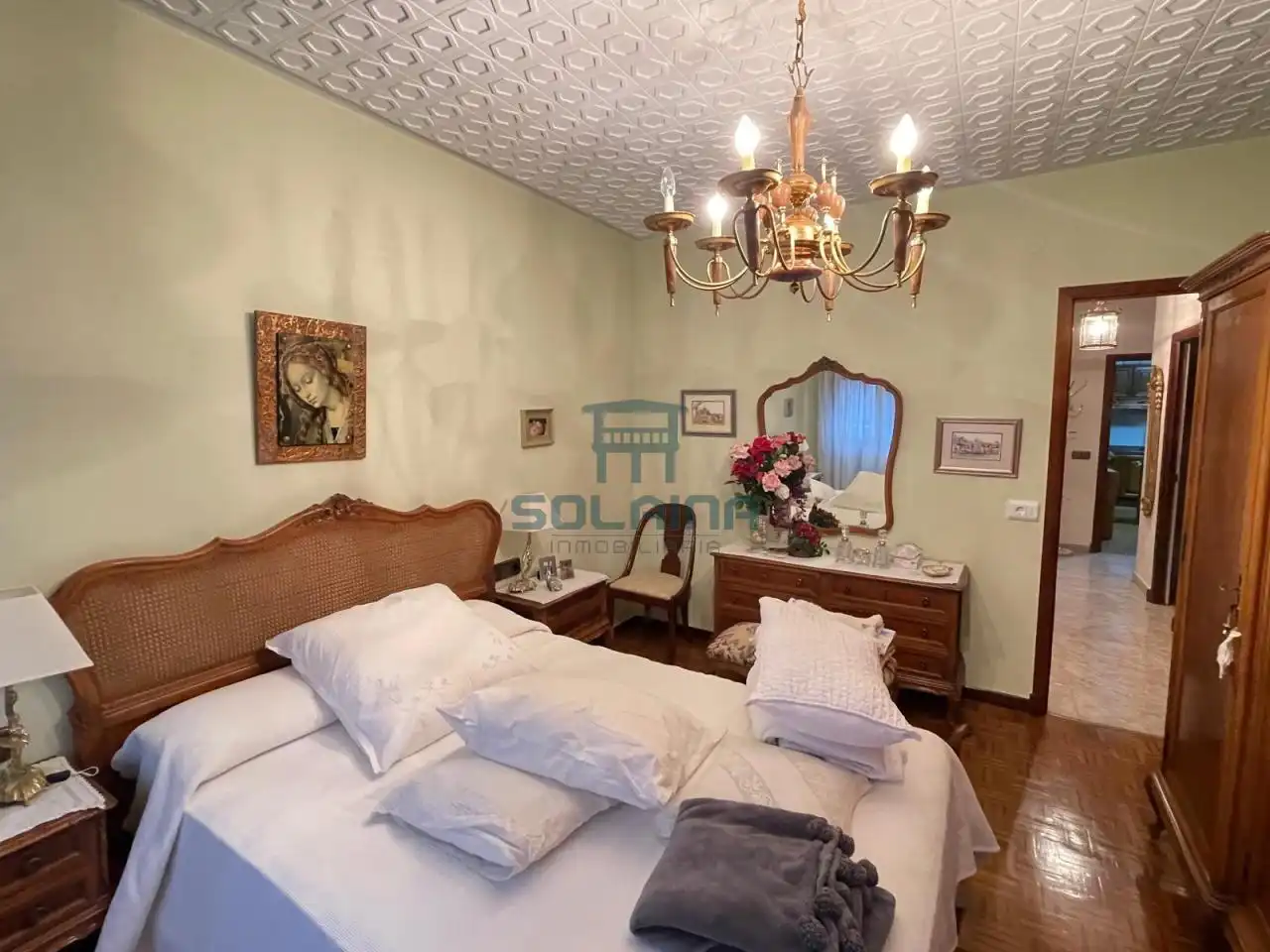 Habitación de Piso en venta en Ourense Capital  con Calefacción, Parquet y Balcón