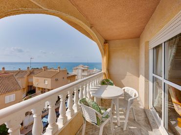 Apartament amb piscina en venda a Playa de los Locos