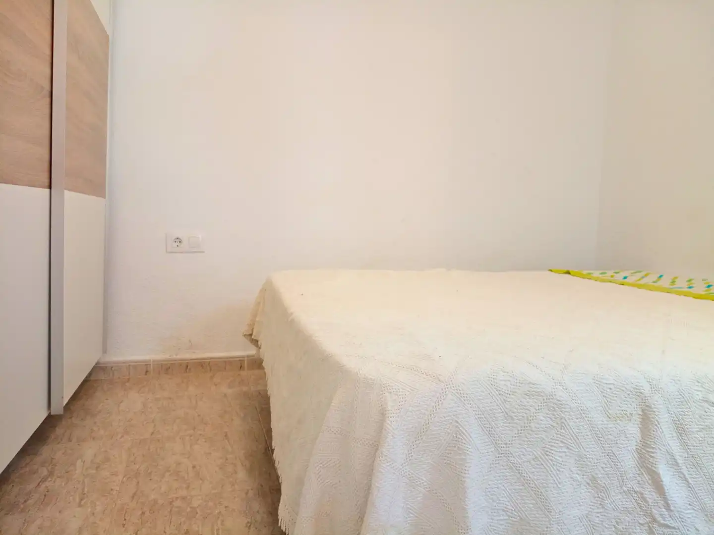 Habitación de Casa adosada en venta en Los Alcázares con Terraza, Trastero y Amueblado