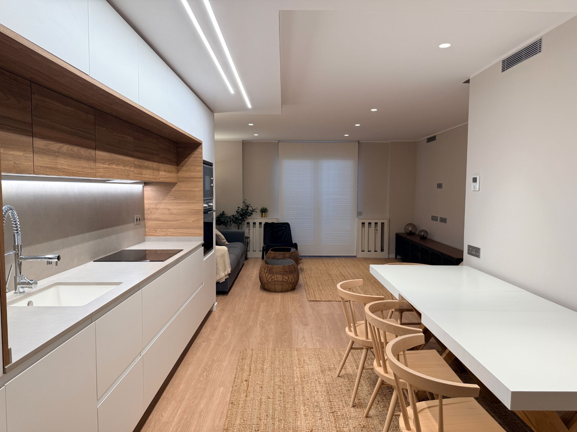 Kitchen of Flat for sale in  Lleida Capital  with Air Conditioner, Heating and Parquet flooring