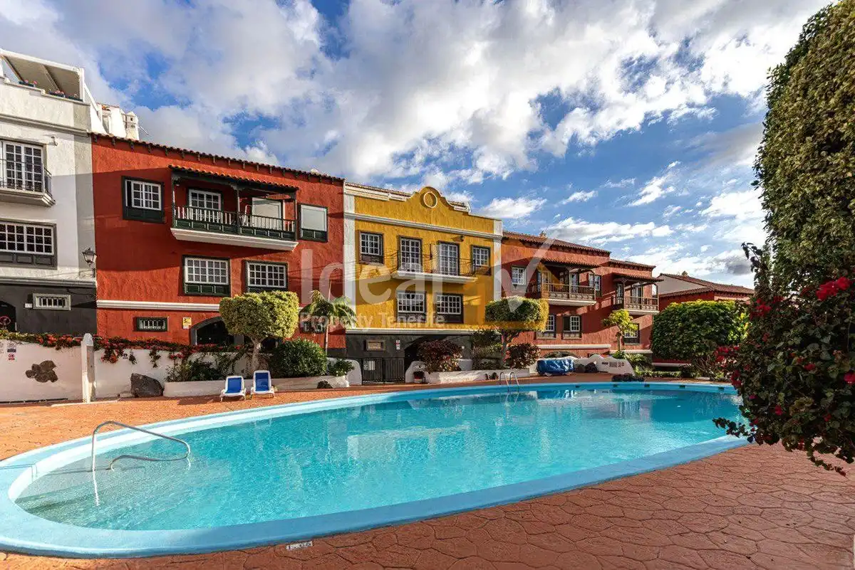 Terraced house with pool for sale in Jardin Botanico, imagen 36