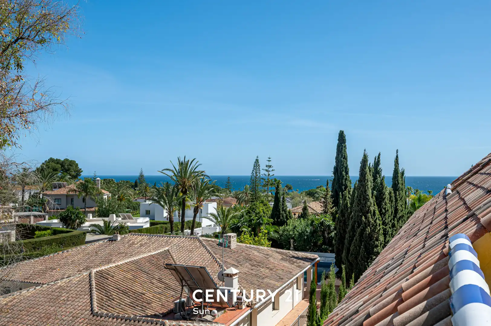 Exterior view of Attic for sale in Marbella  with Air Conditioner, Heating and Terrace