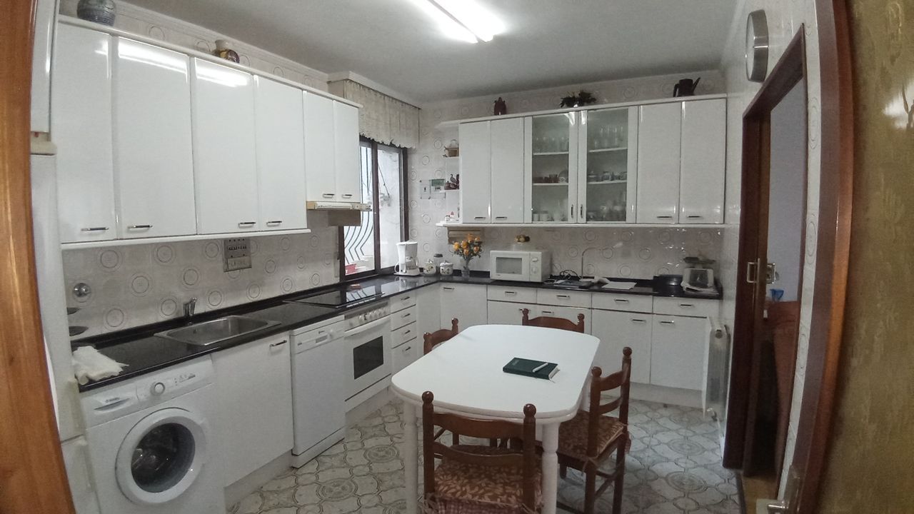 Kitchen of Flat for sale in Portugalete  with Heating, Private garden and Storage room