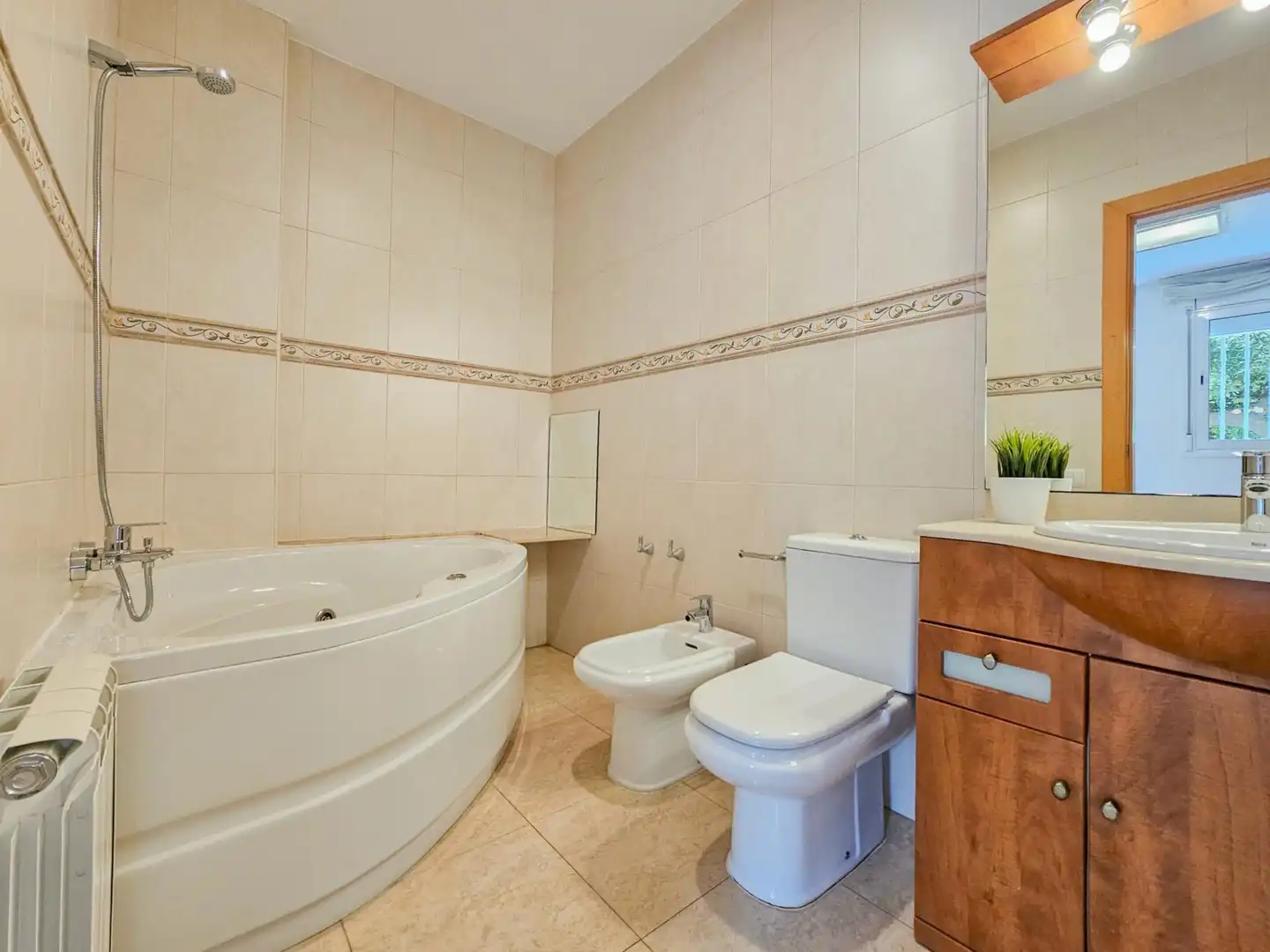 Bathroom of Ground floor for sale in Sabadell  with Heating and Storage room